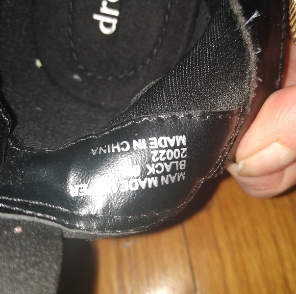 New size 8 booties black - Picture 4 of 4